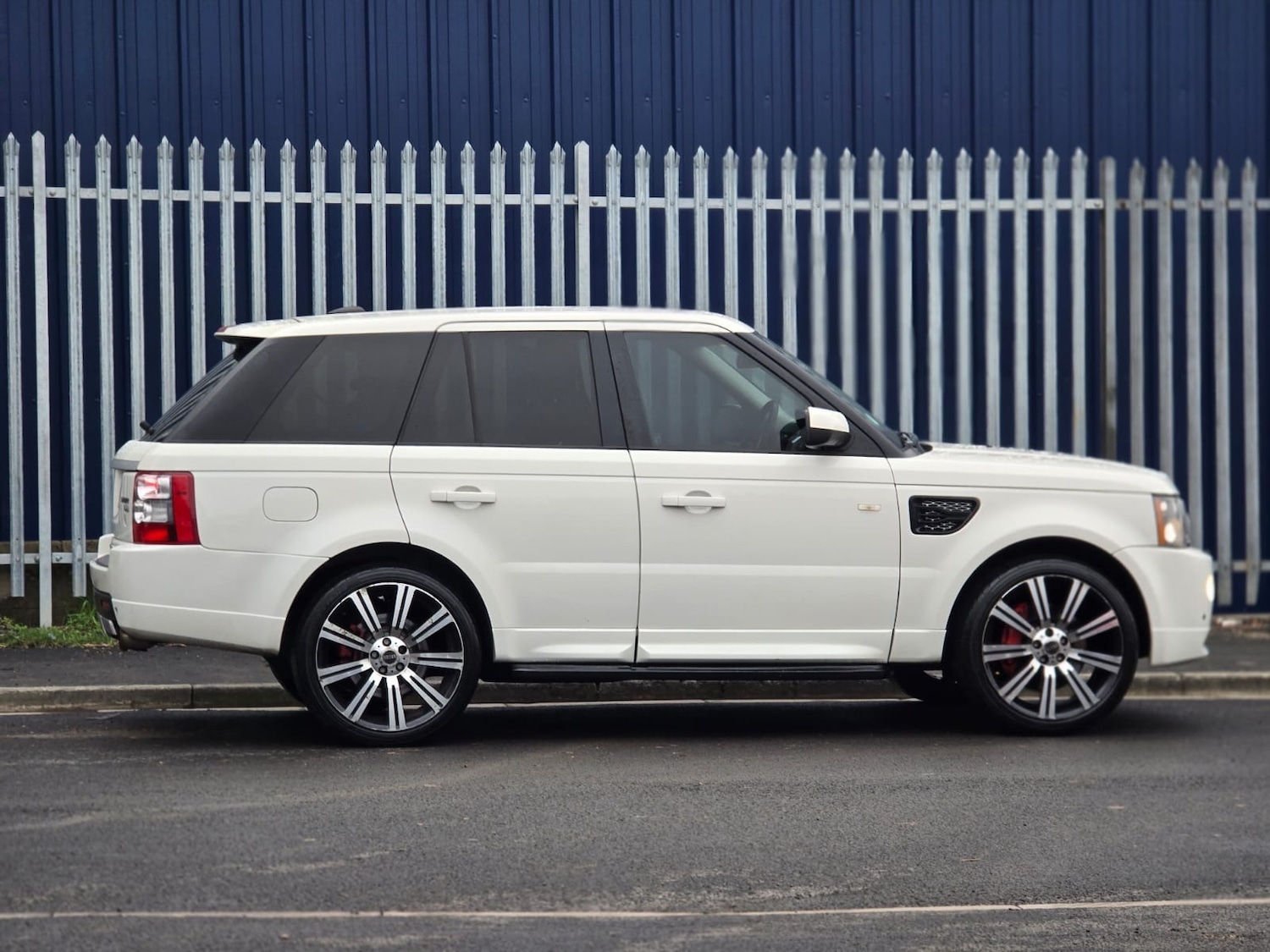 Used Land Rover Range Rover Sport 2009 for sale - 77942206: Photo 6