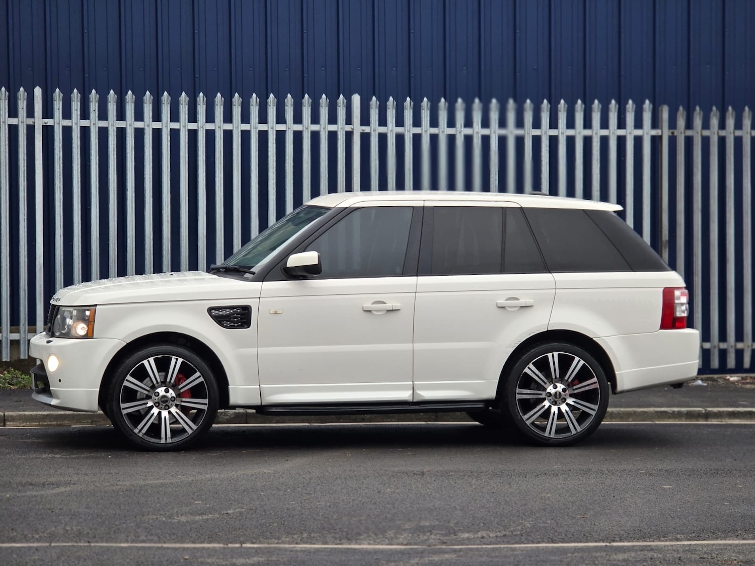 Used Land Rover Range Rover Sport 2009 for sale - 77942206: Photo 7