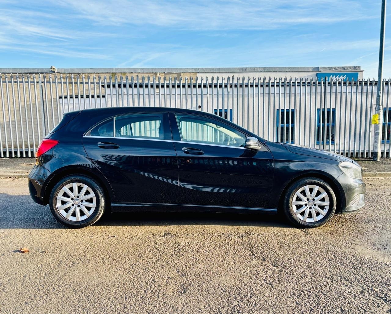 Used Mercedes-Benz A-Class 2015 for sale - 77166083: Photo 11