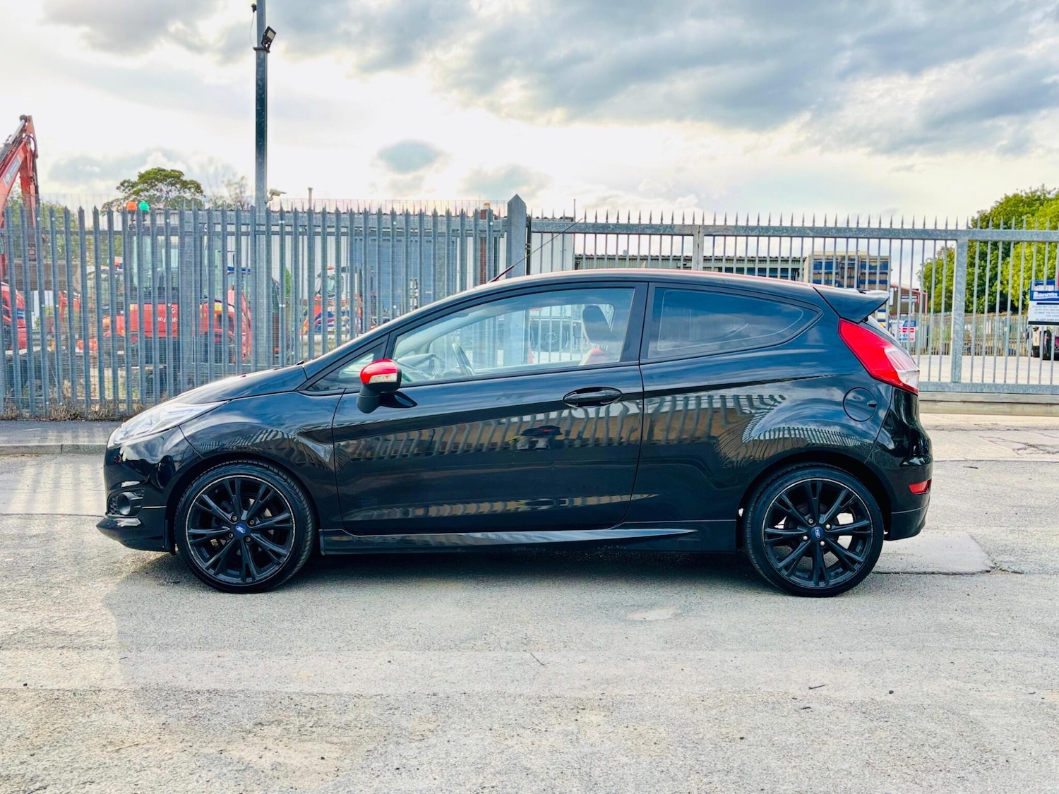 Used Ford Fiesta 2016 for sale - 76199832: Photo 10