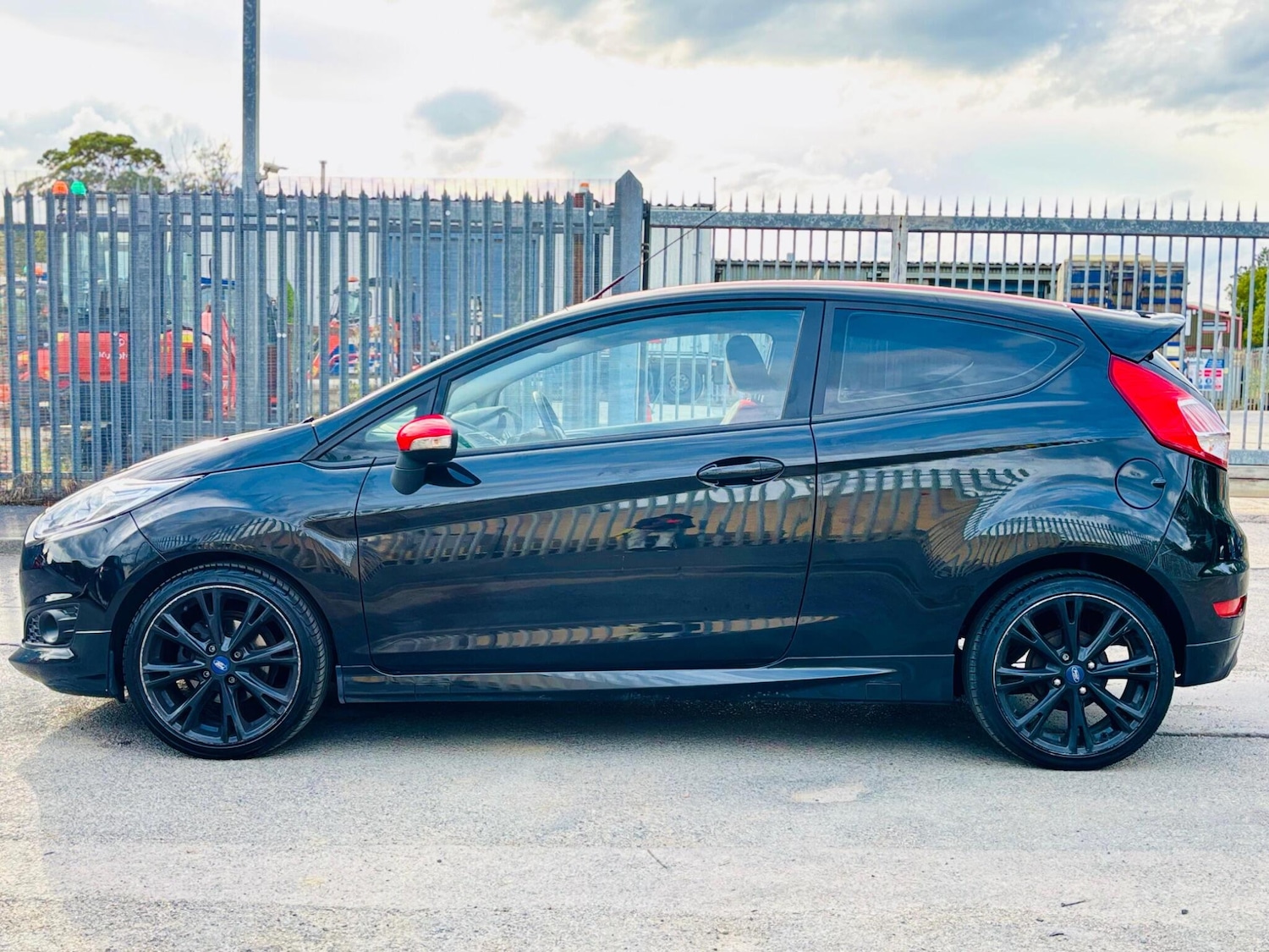 Used Ford Fiesta 2016 for sale - 76199832: Photo 12