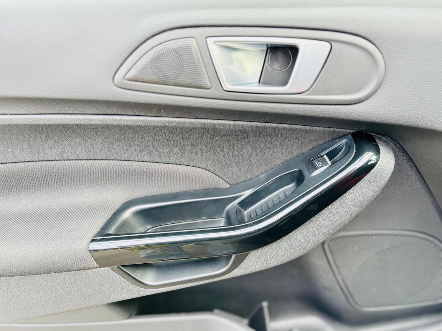 Used Ford Fiesta 2016 for sale - 76199832: Photo 32