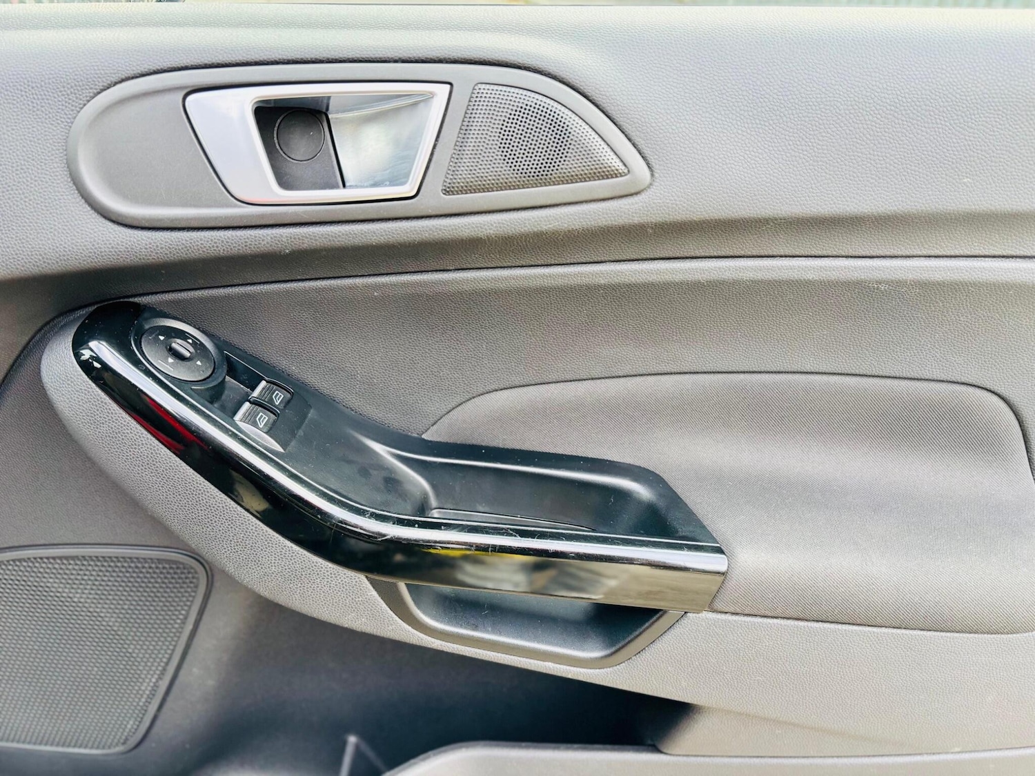 Used Ford Fiesta 2016 for sale - 76199832: Photo 34