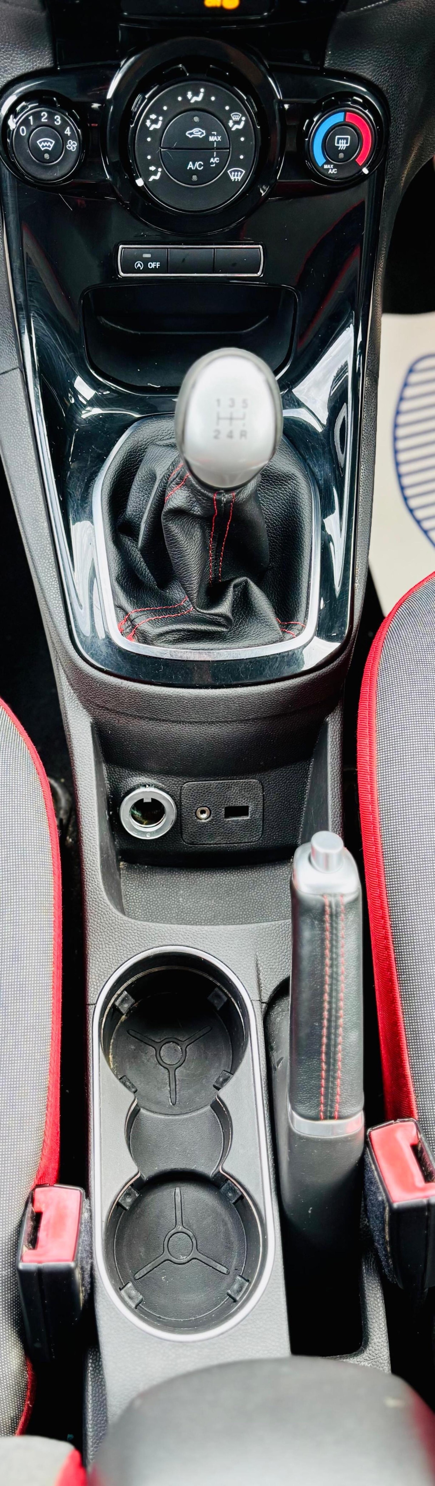 Used Ford Fiesta 2016 for sale - 76199832: Photo 51