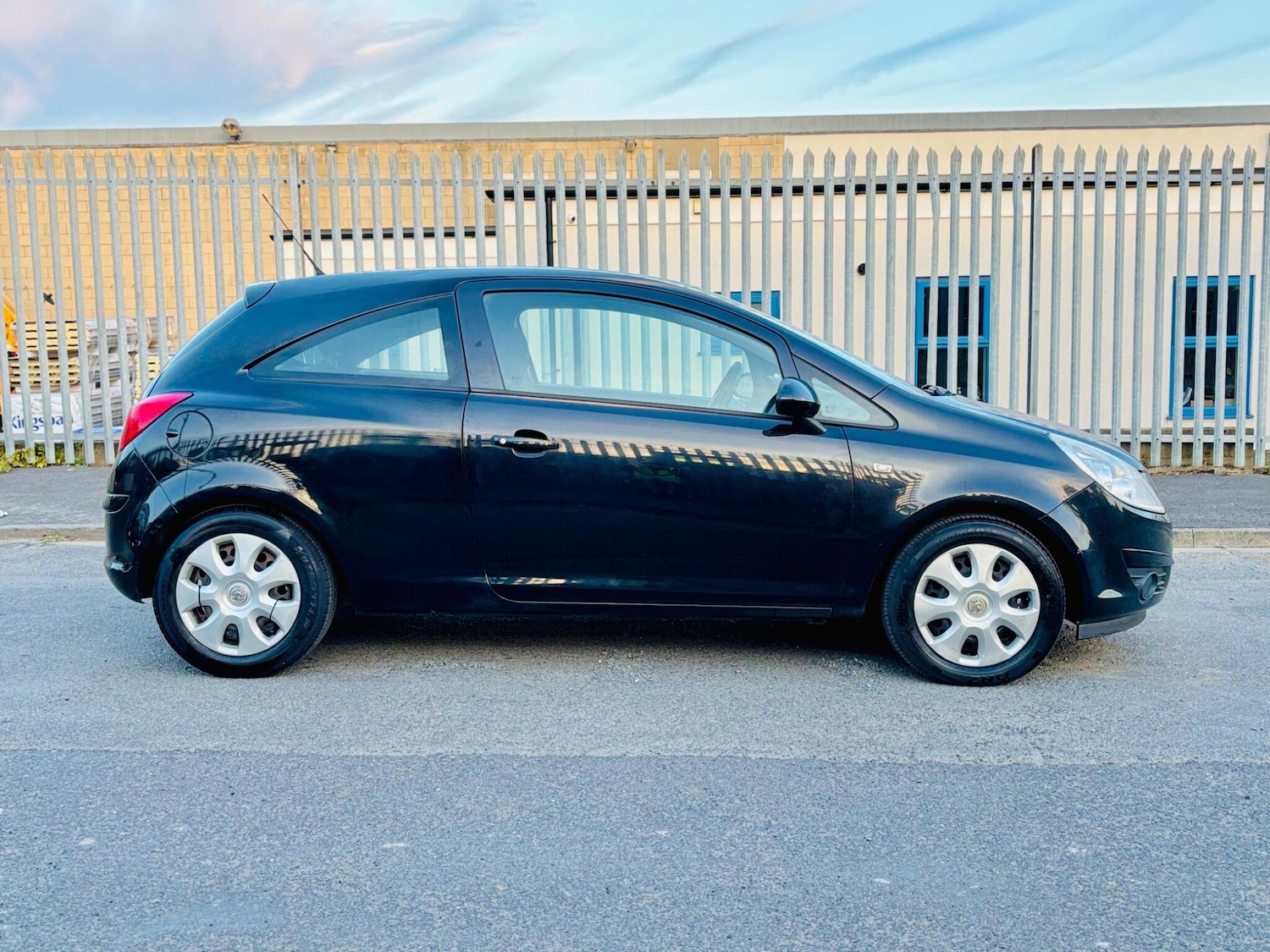 Used Vauxhall Corsa 2010 for sale - 76251336: Photo 21