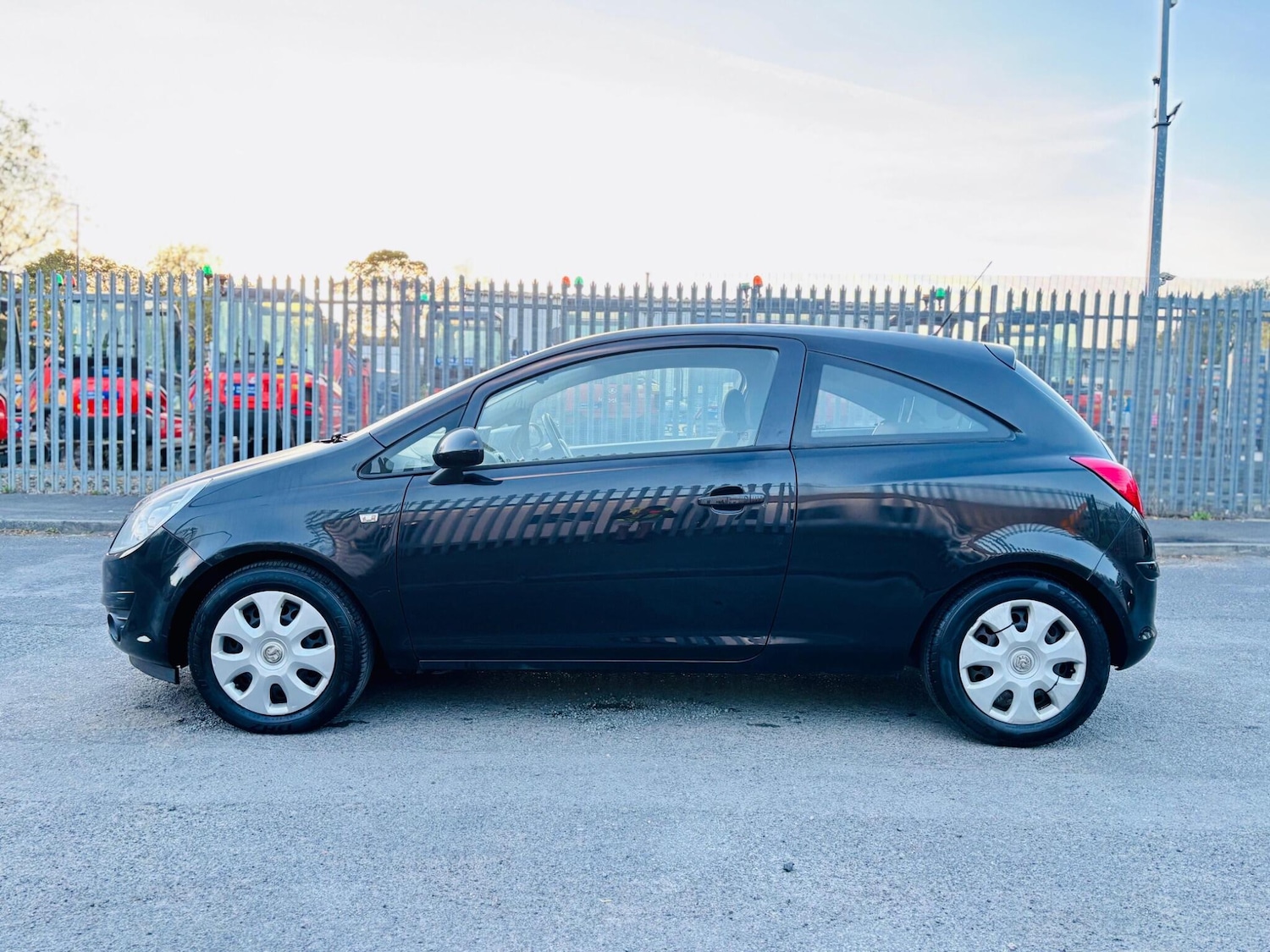Used Vauxhall Corsa 2010 for sale - 76251336: Photo 7