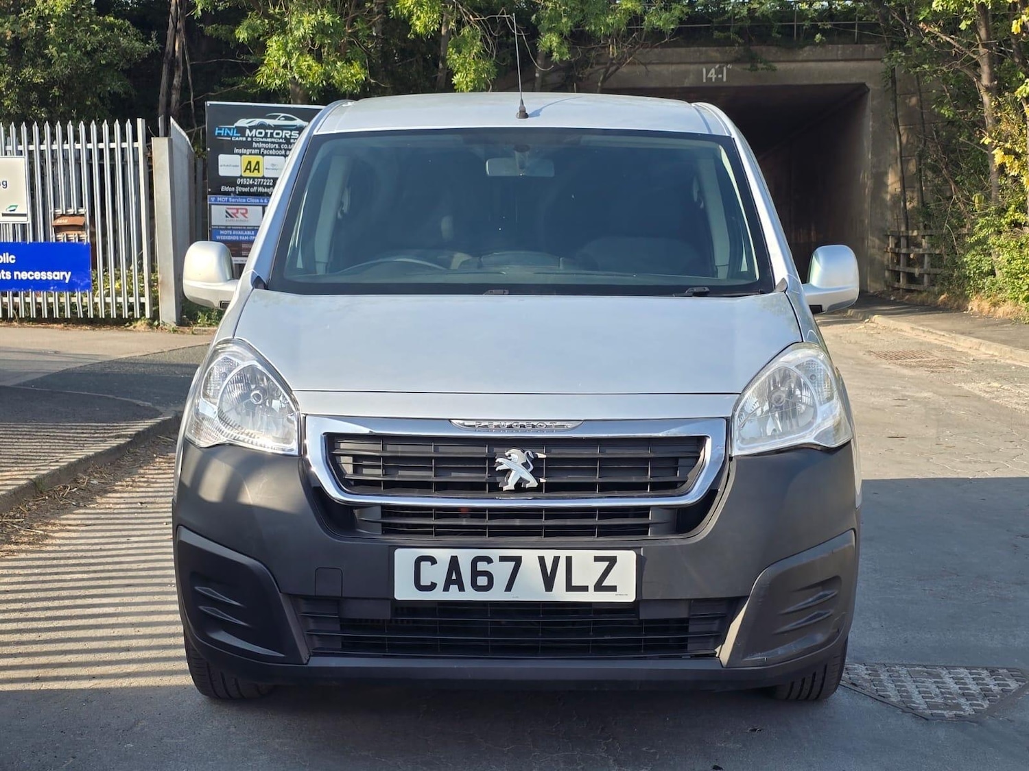 Used Peugeot Partner 2018 for sale - 76370077: Photo 10