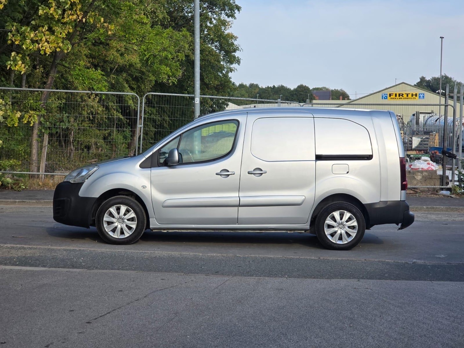 Used Peugeot Partner 2018 for sale - 76370077: Photo 14
