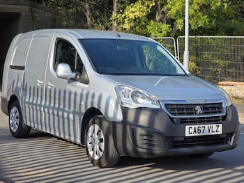 Used Peugeot Partner 2018 for sale - 76370077: Photo