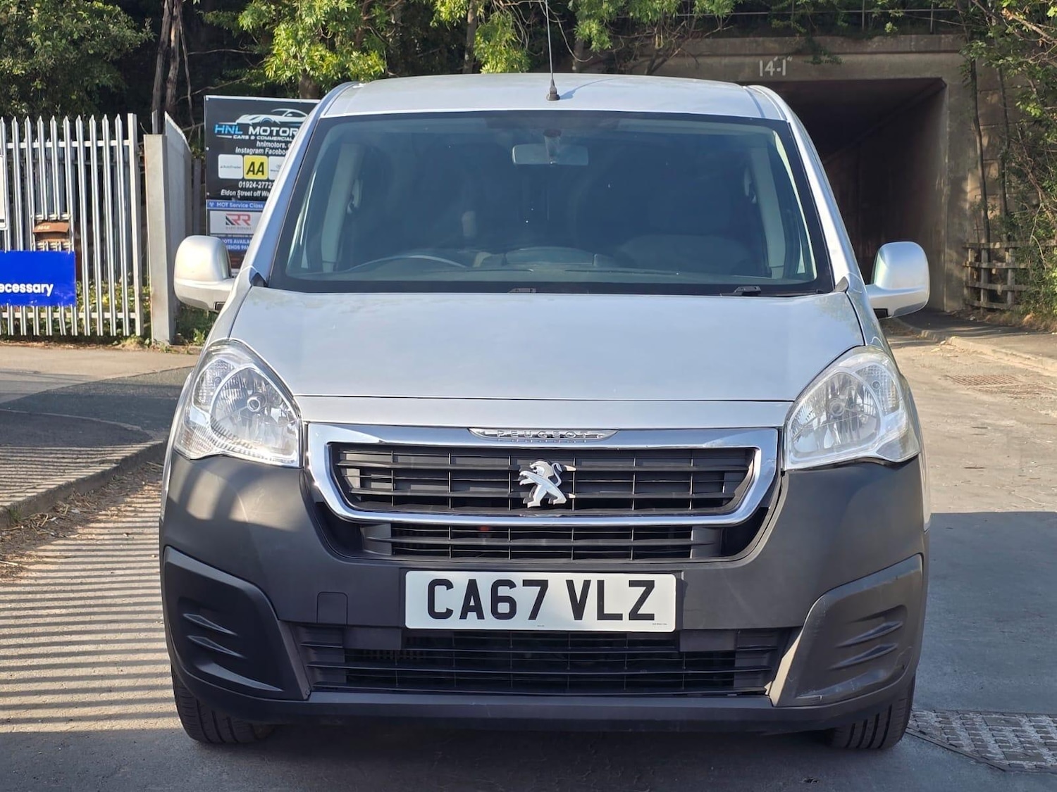 Used Peugeot Partner 2018 for sale - 76370077: Photo 4