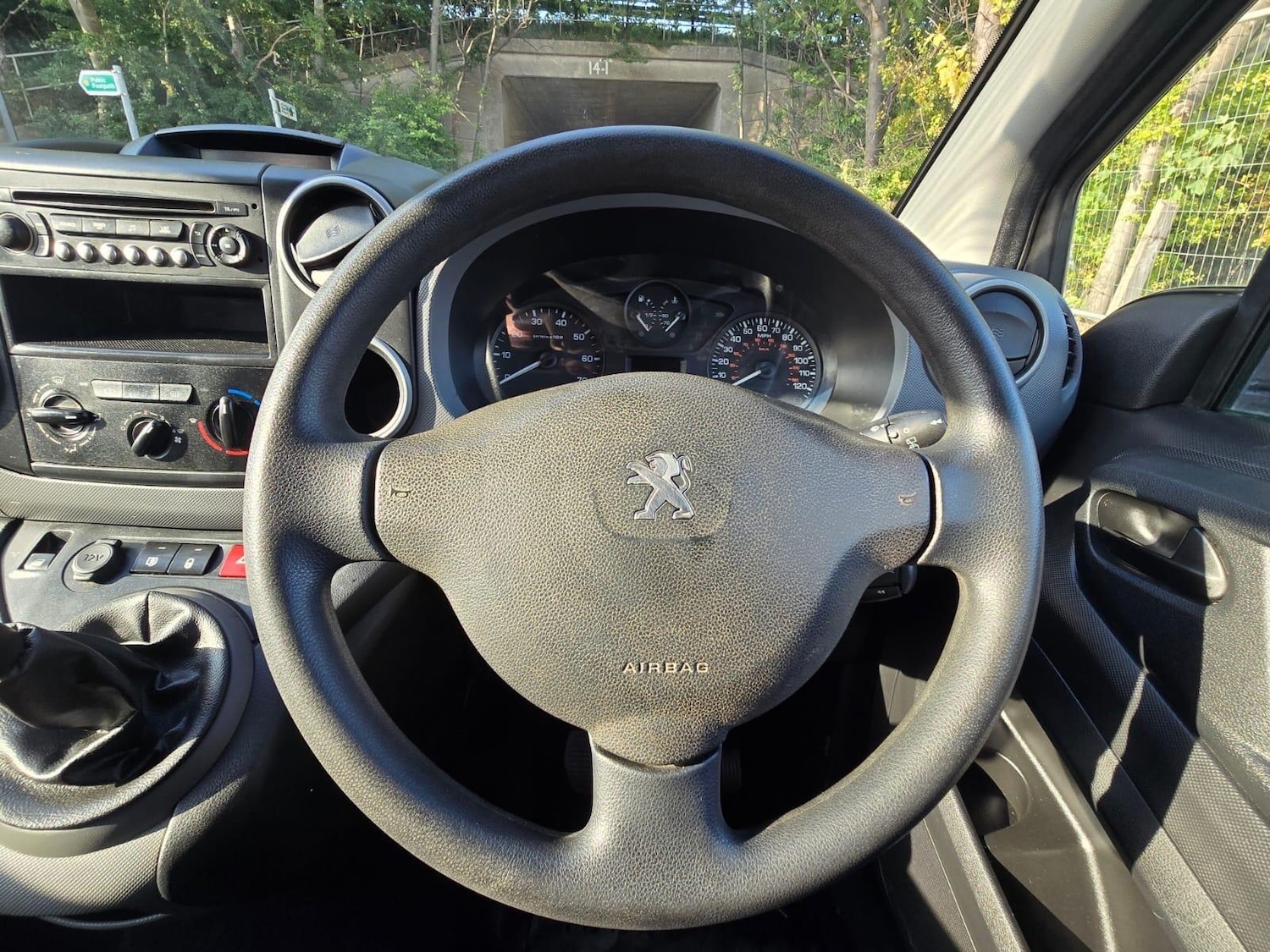 Used Peugeot Partner 2018 for sale - 76370077: Photo 47