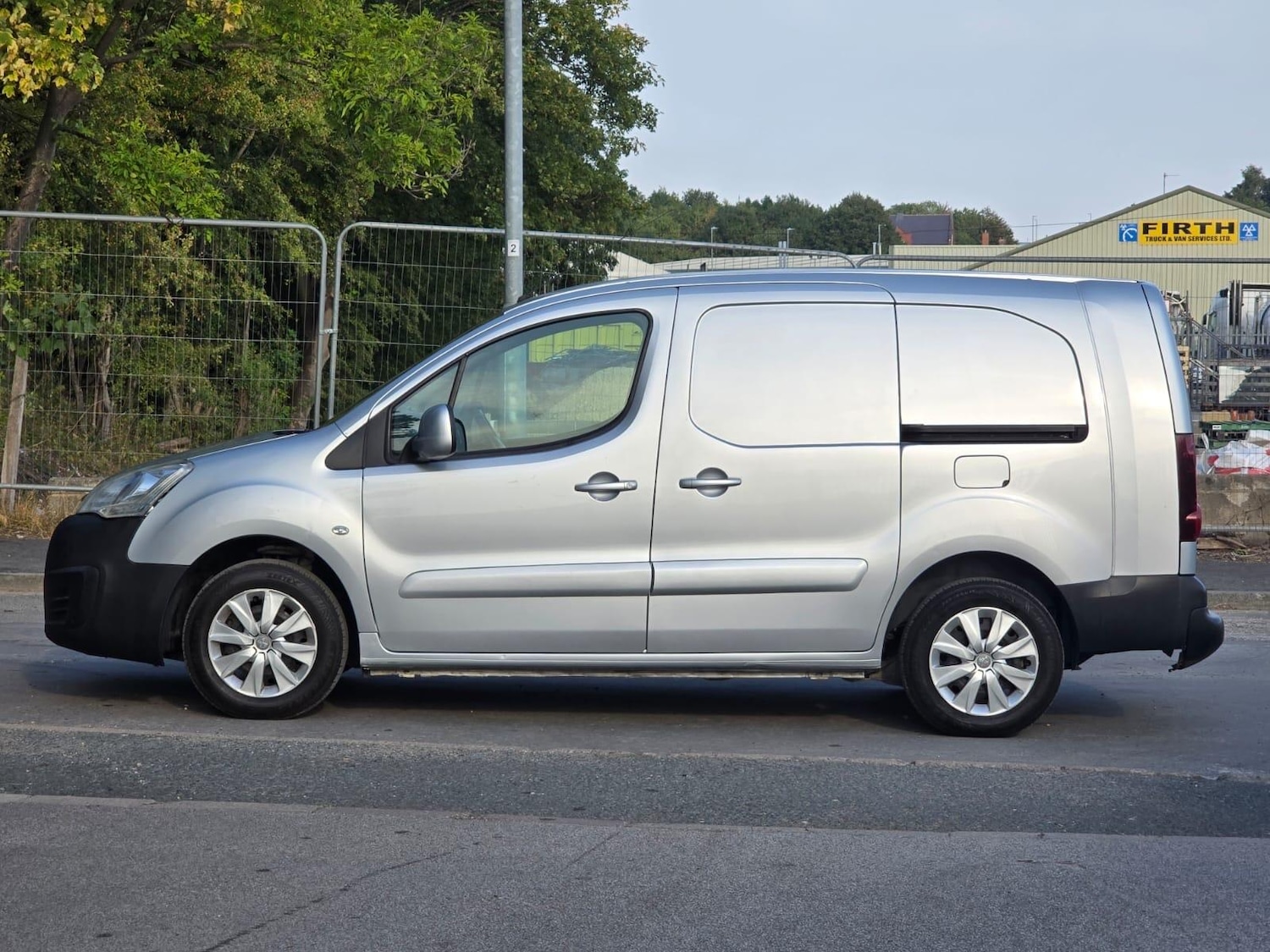 Used Peugeot Partner 2018 for sale - 76370077: Photo 5