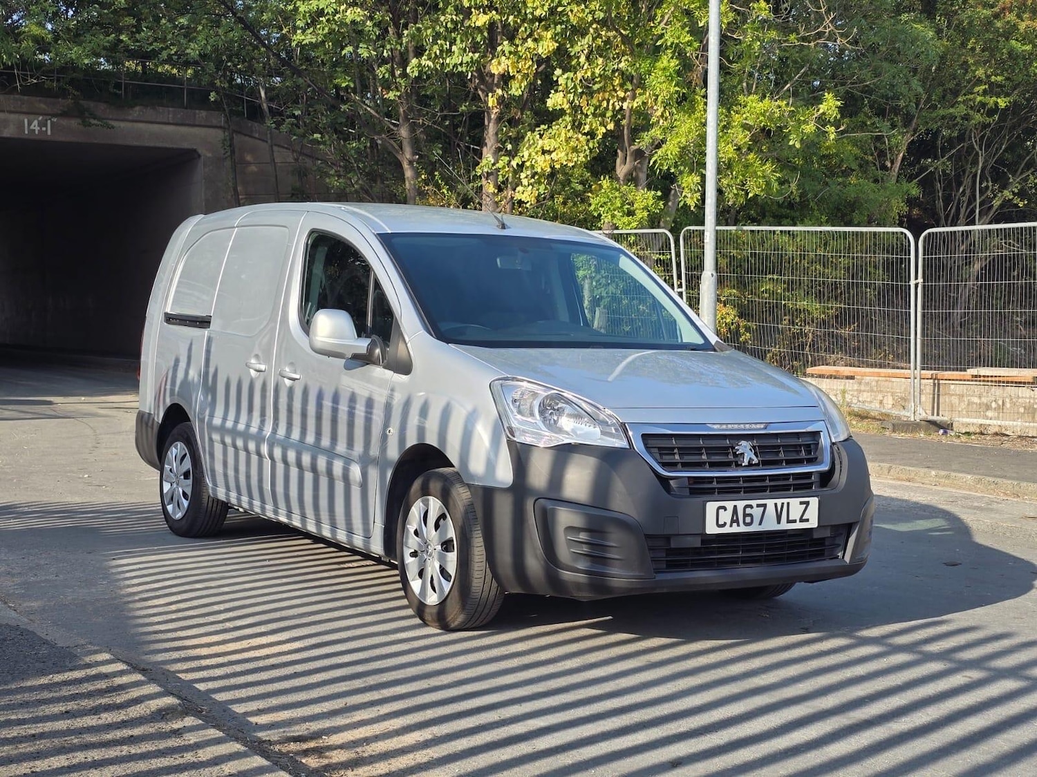 Used Peugeot Partner 2018 for sale - 76370077: Photo 6