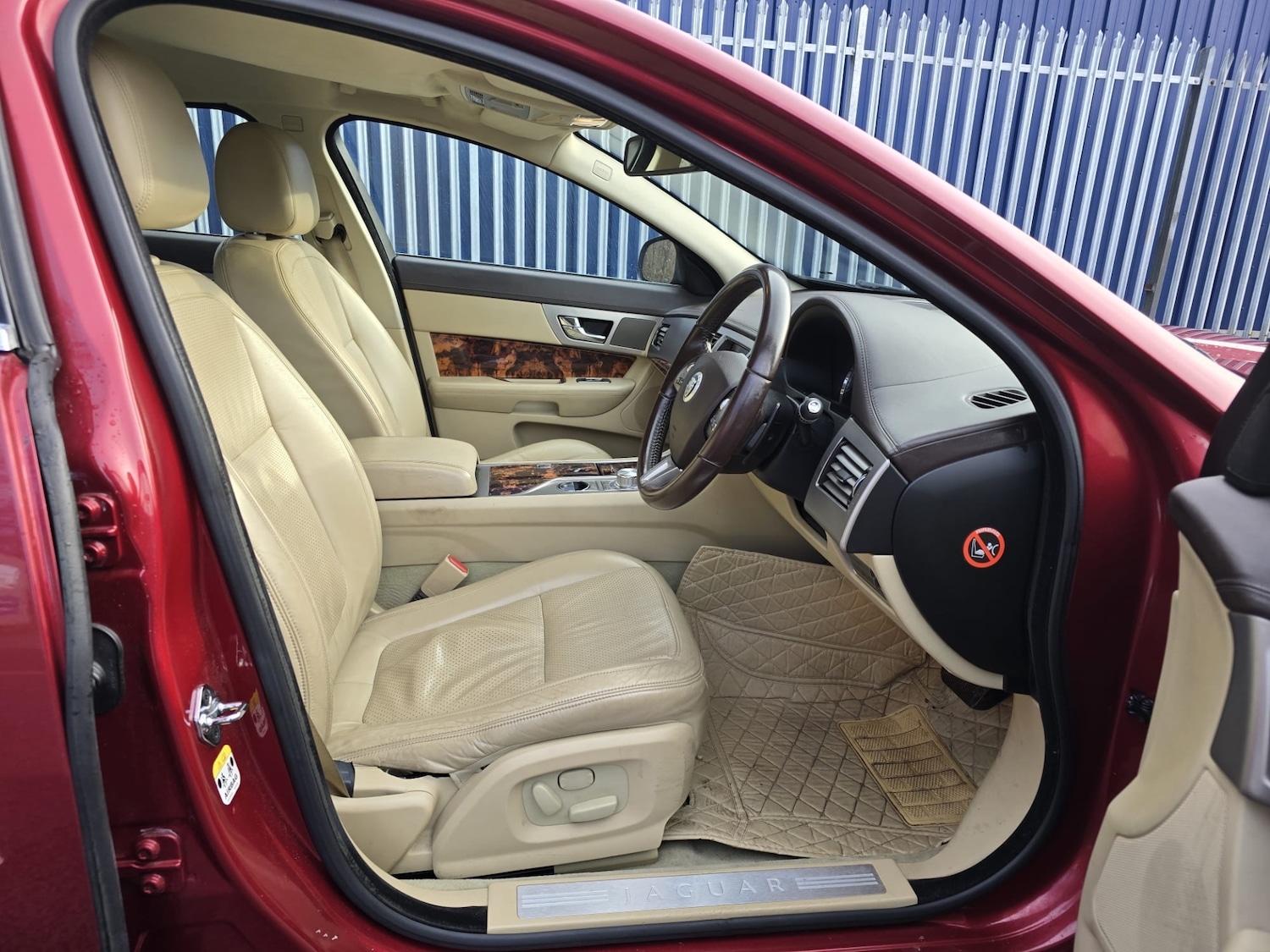 Used Jaguar XF 2008 for sale - 77218334: Photo 16