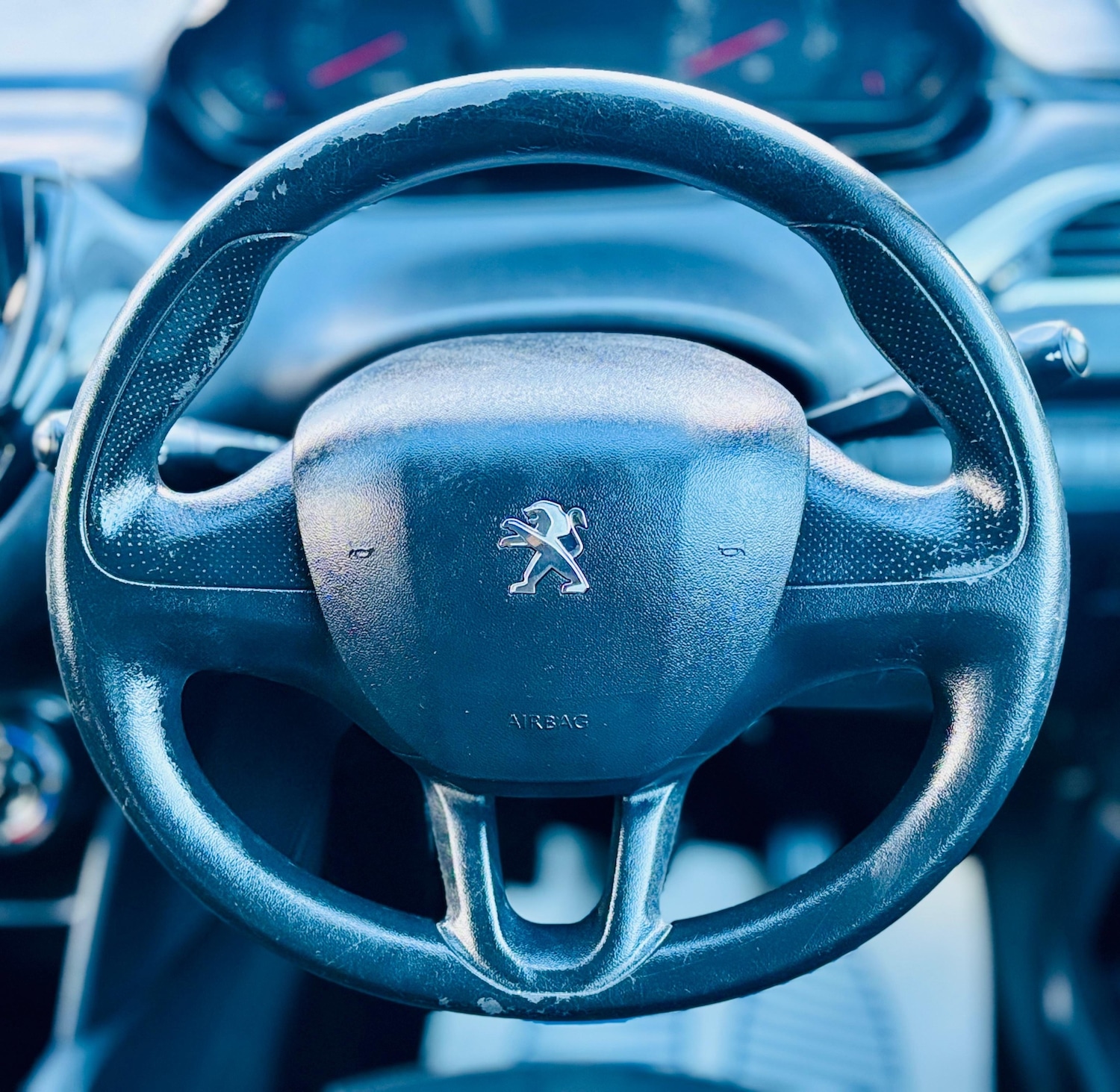 Used Peugeot 208 2014 for sale - 76794997: Photo 28