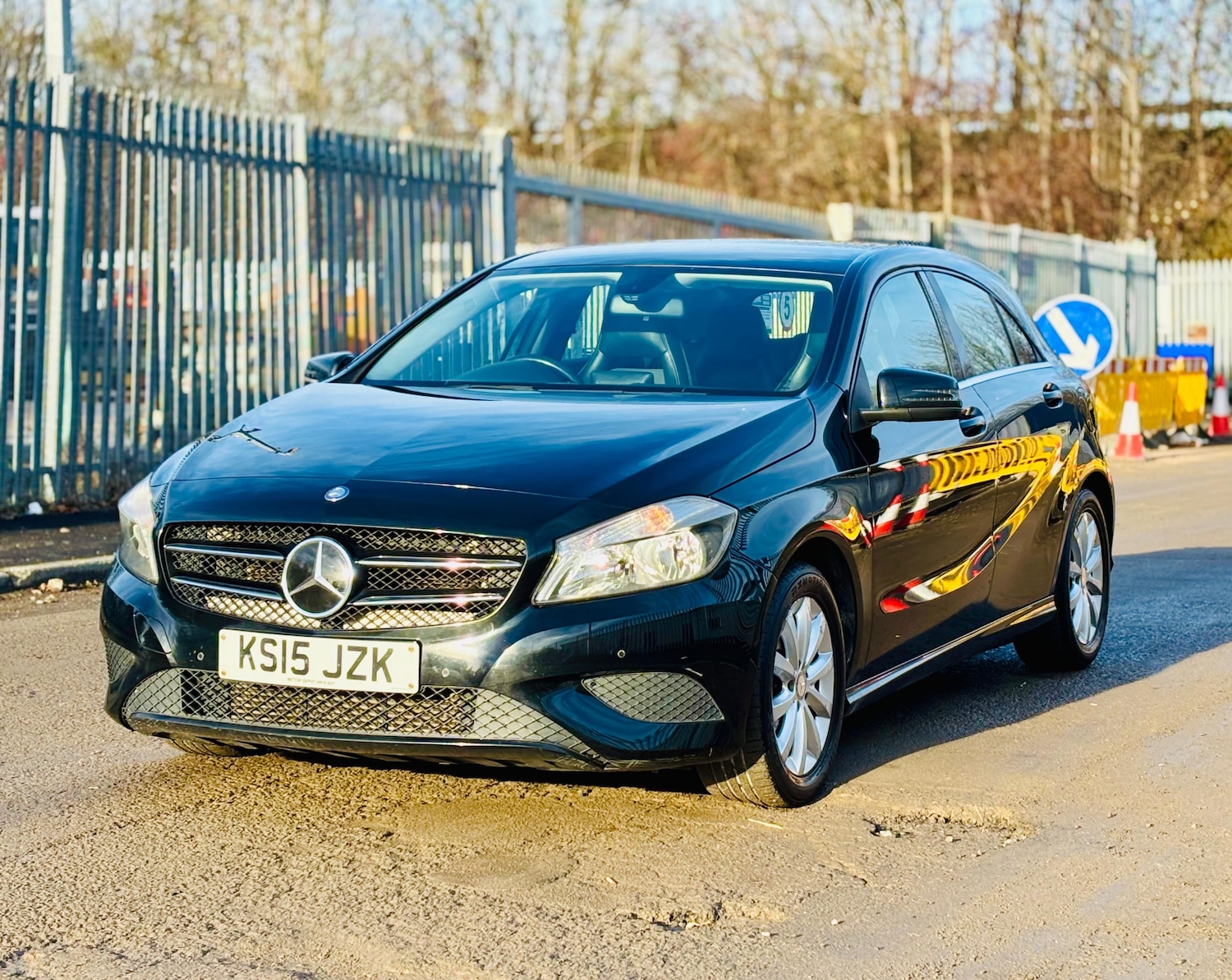 Used Mercedes-Benz A-Class 2015 for sale - 77350453: Photo 4