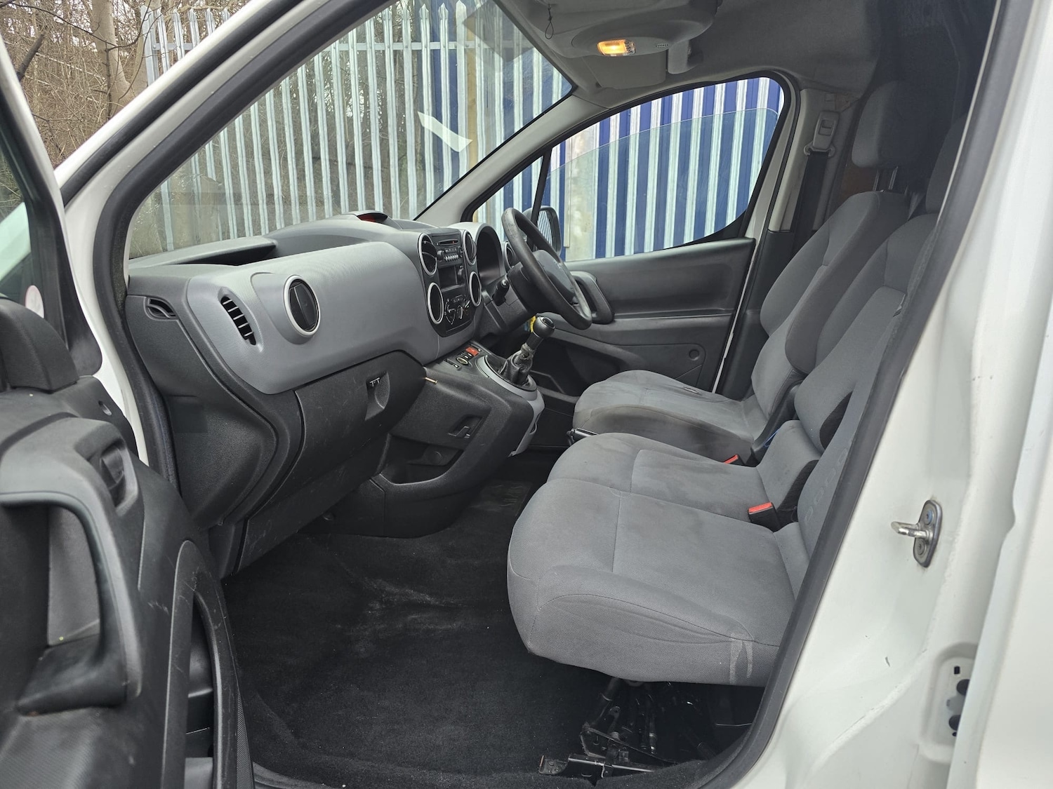 Used Peugeot Partner 2015 for sale - 77350462: Photo 20