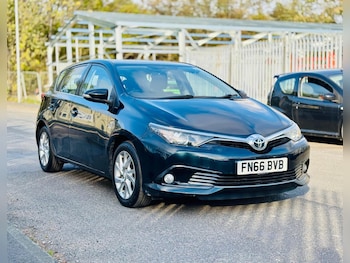 Used Toyota Auris 2016 for sale - 76239475: Photo 2