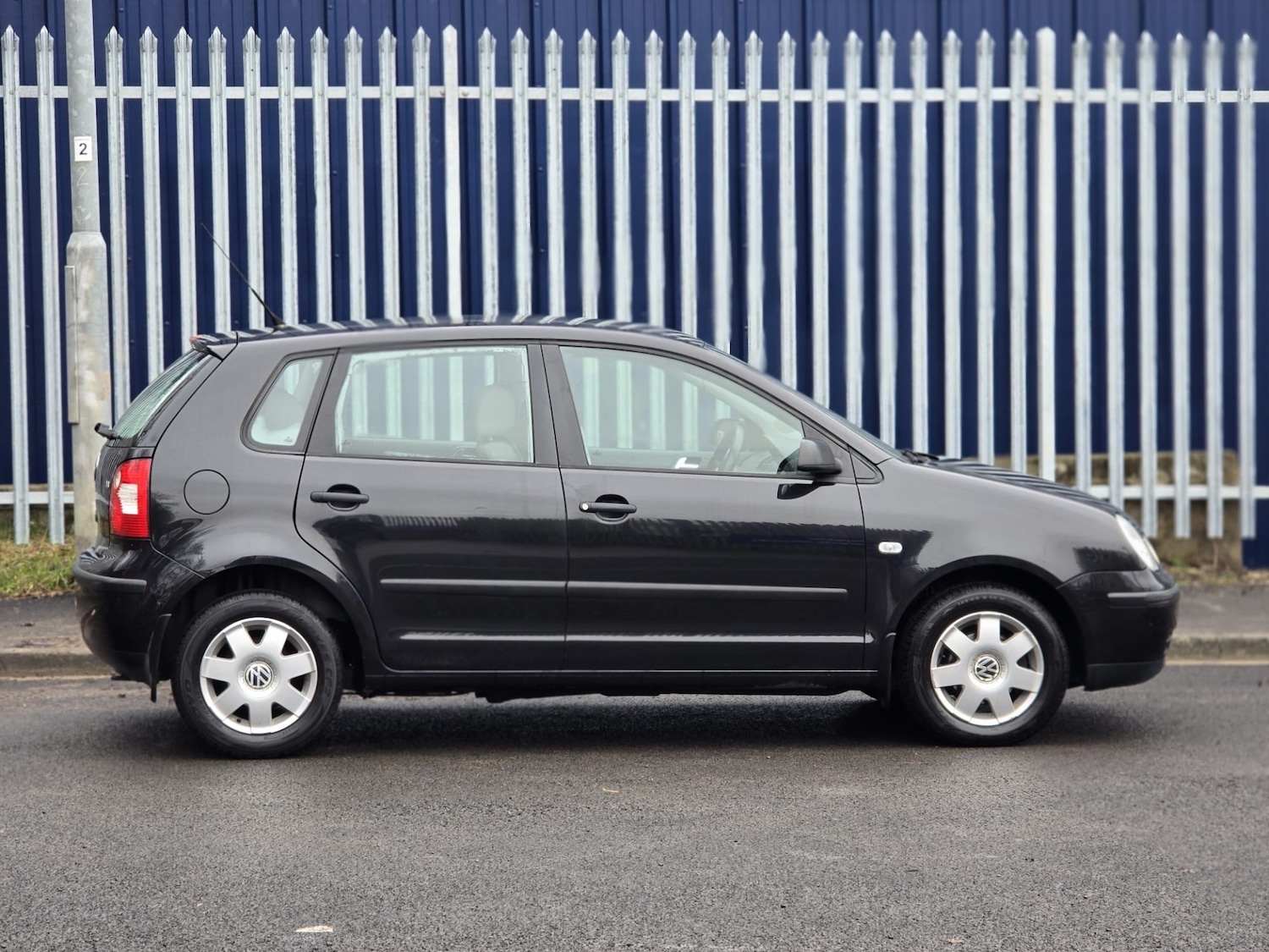 Used Volkswagen Polo 2004 for sale - 77218329: Photo 12