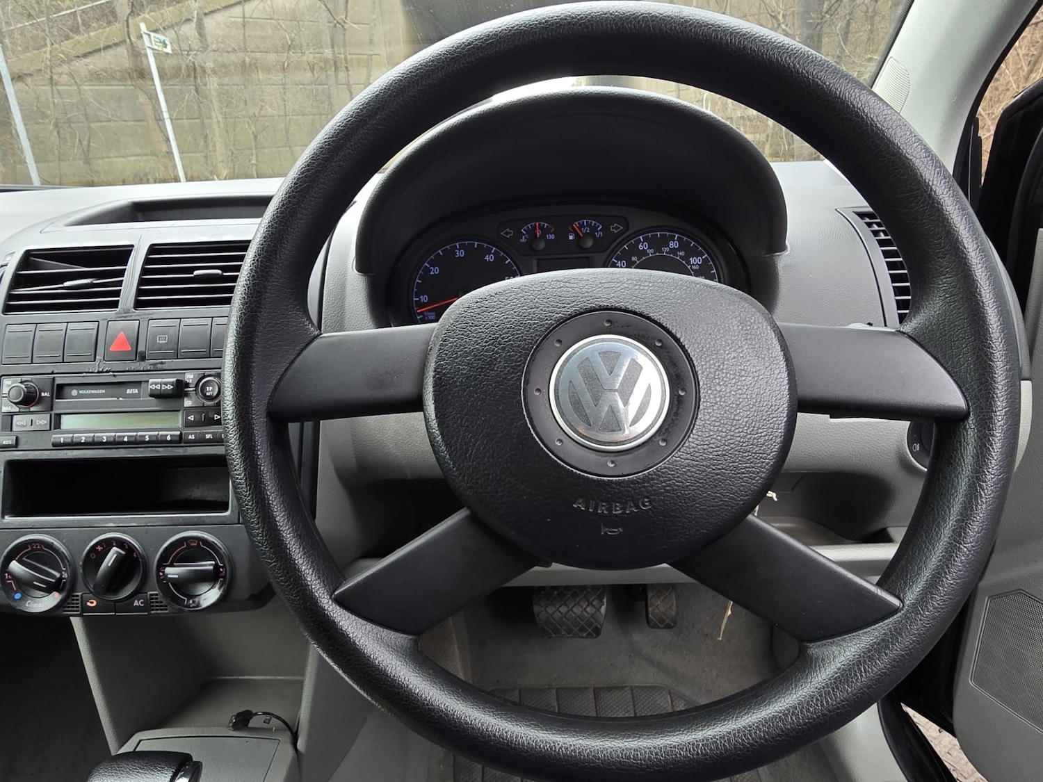 Used Volkswagen Polo 2004 for sale - 77218329: Photo 15