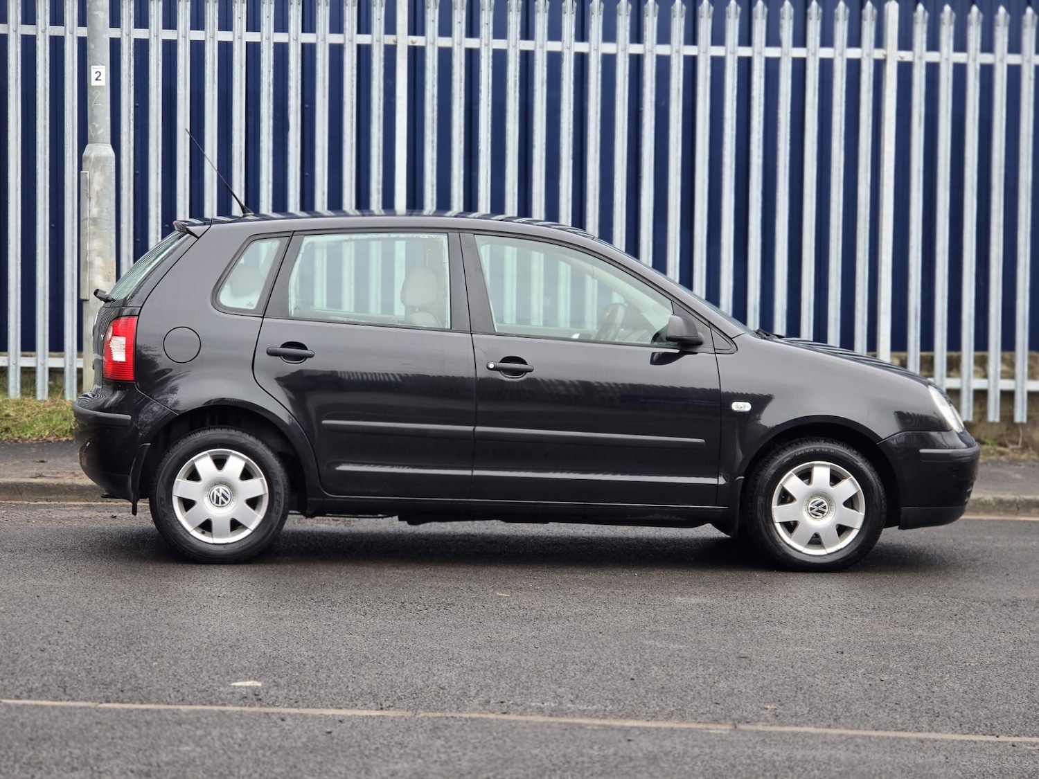 Used Volkswagen Polo 2004 for sale - 77218329: Photo 31