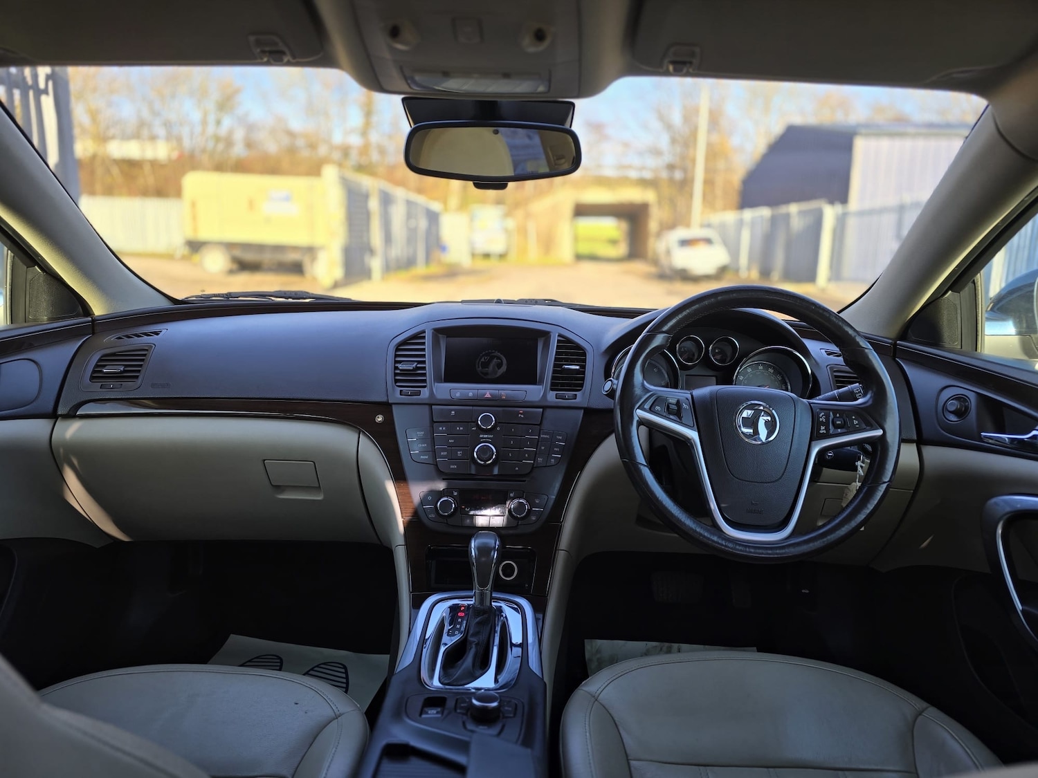 Used Vauxhall Insignia 2011 for sale - 77350457: Photo 14