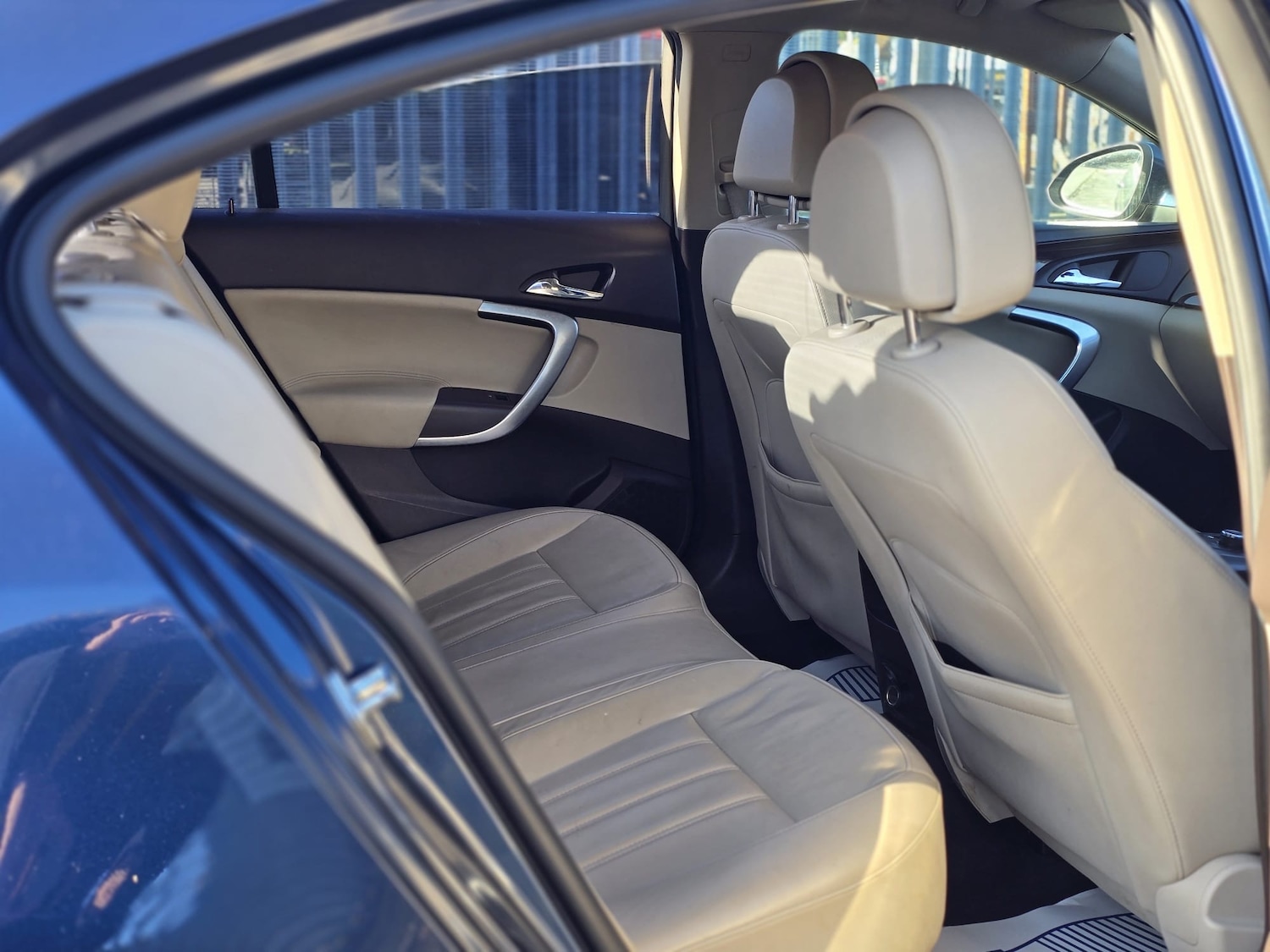 Used Vauxhall Insignia 2011 for sale - 77350457: Photo 21