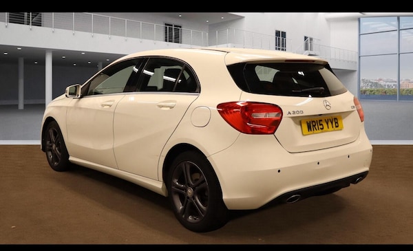 Used Mercedes-Benz A-Class 2015 for sale - 76238727: Photo 2