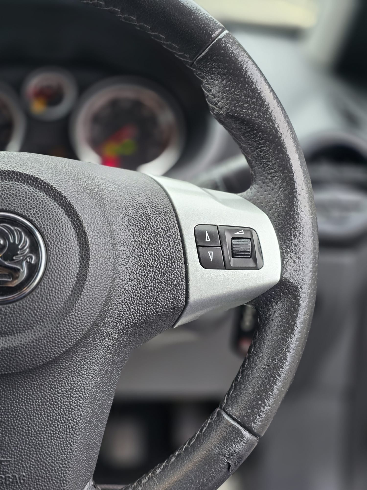 Used Vauxhall Corsa 2009 for sale - 77124036: Photo 16