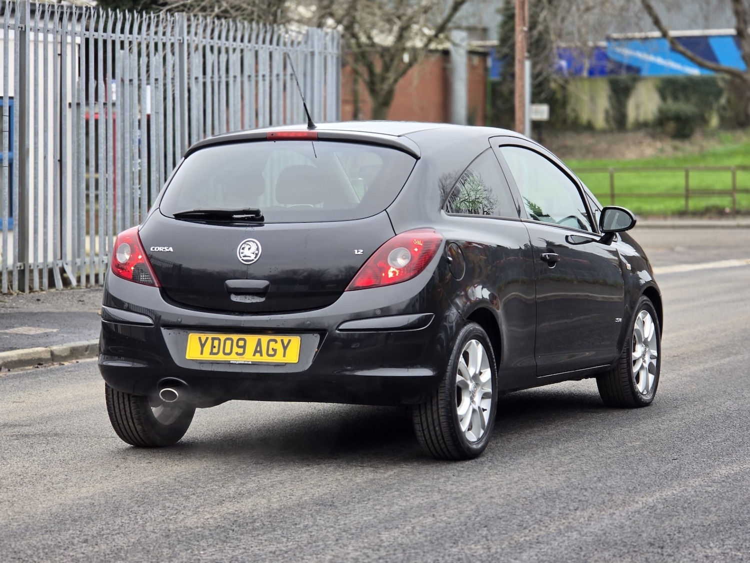 Used Vauxhall Corsa 2009 for sale - 77124036: Photo 5