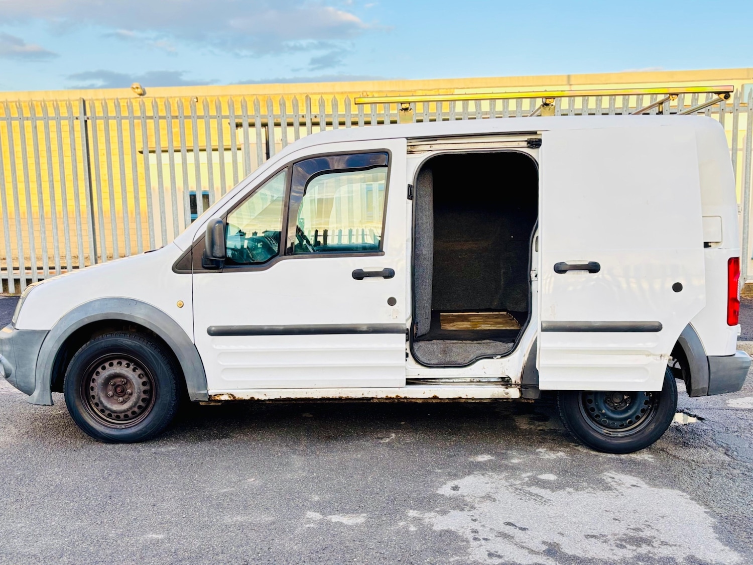 Used Ford Transit Connect 2010 for sale - 76531250: Photo 15