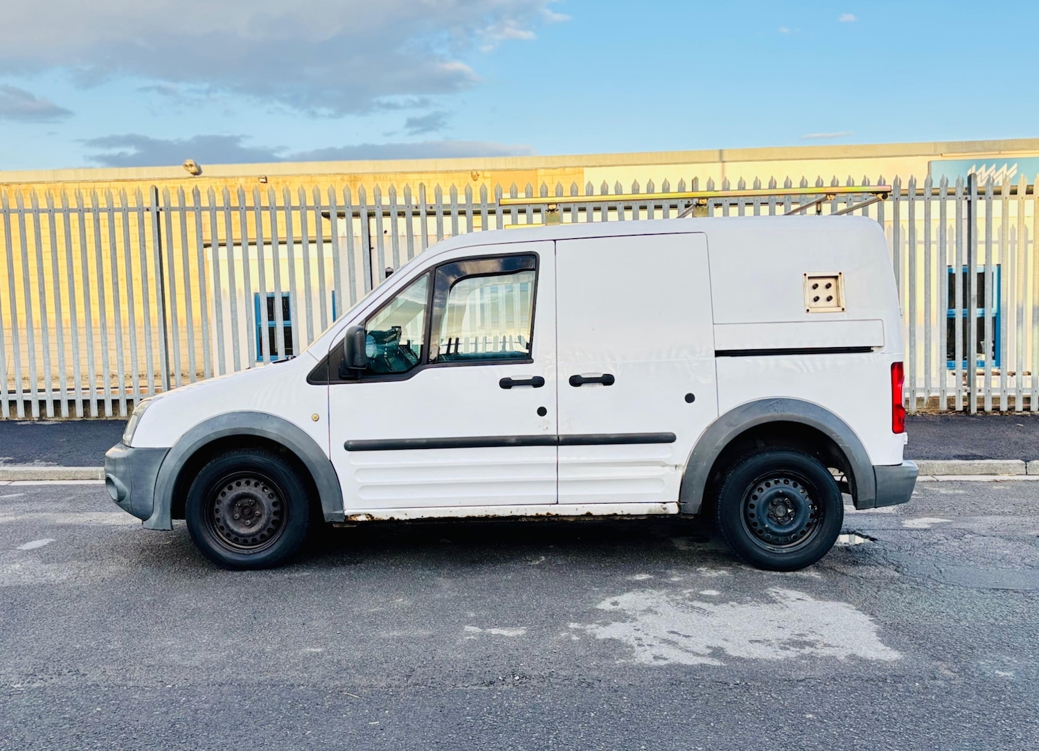 Used Ford Transit Connect 2010 for sale - 76531250: Photo 16