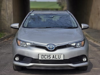 Toyota Auris feature image