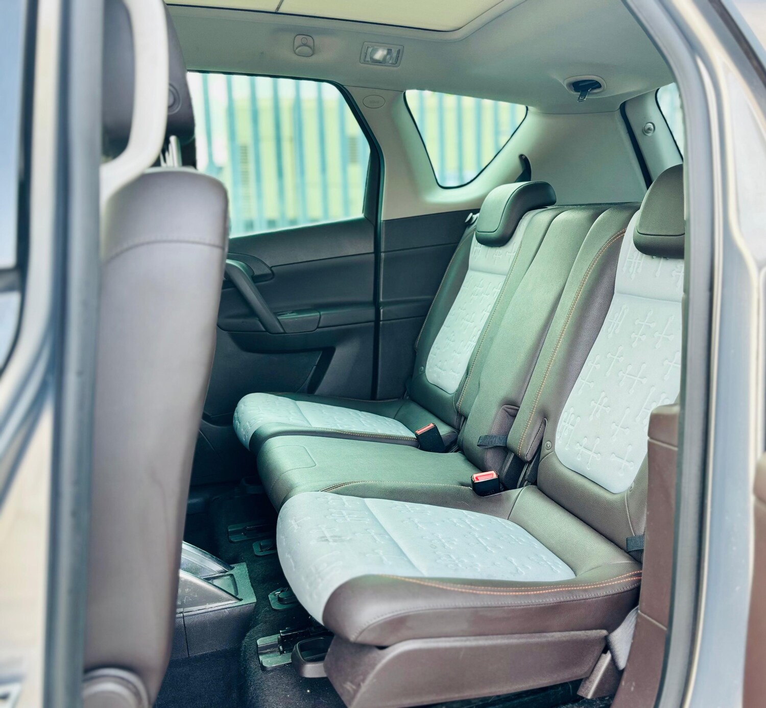 Used Vauxhall Meriva 2011 for sale - 78187364: Photo 24