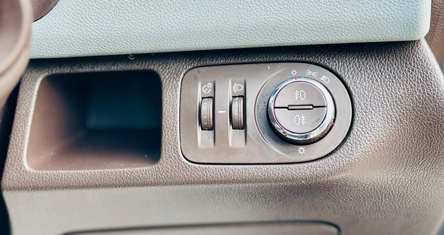 Used Vauxhall Meriva 2011 for sale - 78187364: Photo 33