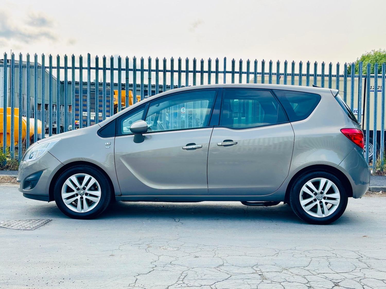 Used Vauxhall Meriva 2011 for sale - 78187364: Photo 5
