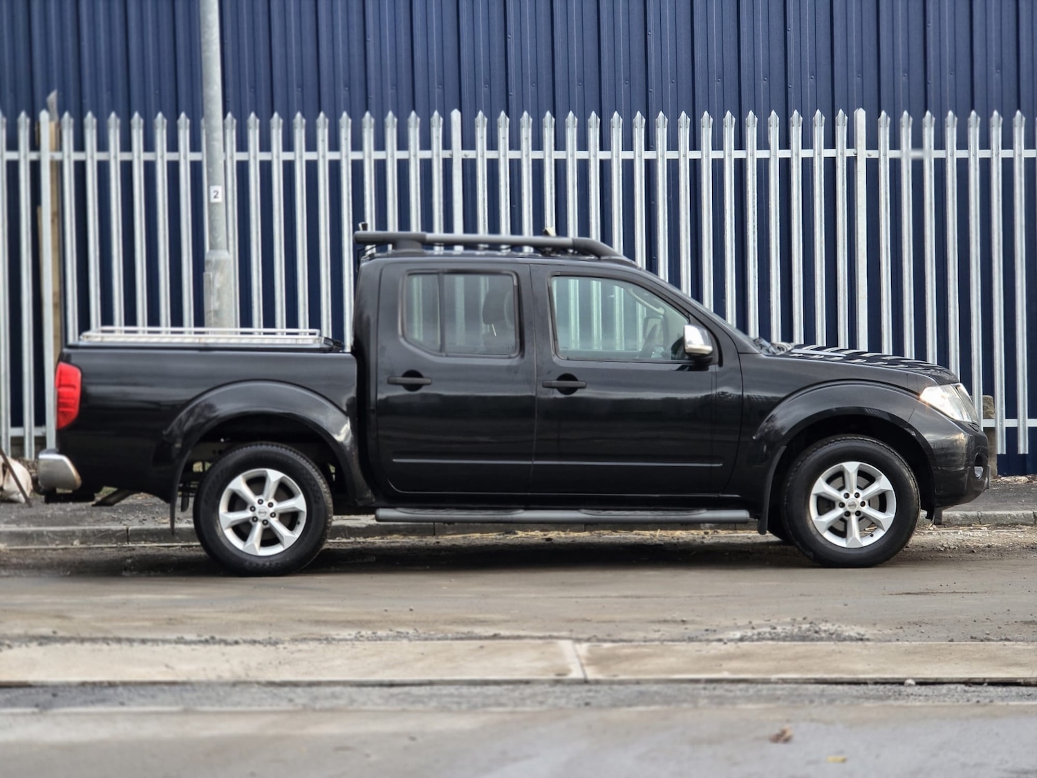 Used Nissan Navara 2011 for sale - 77124341: Photo 10