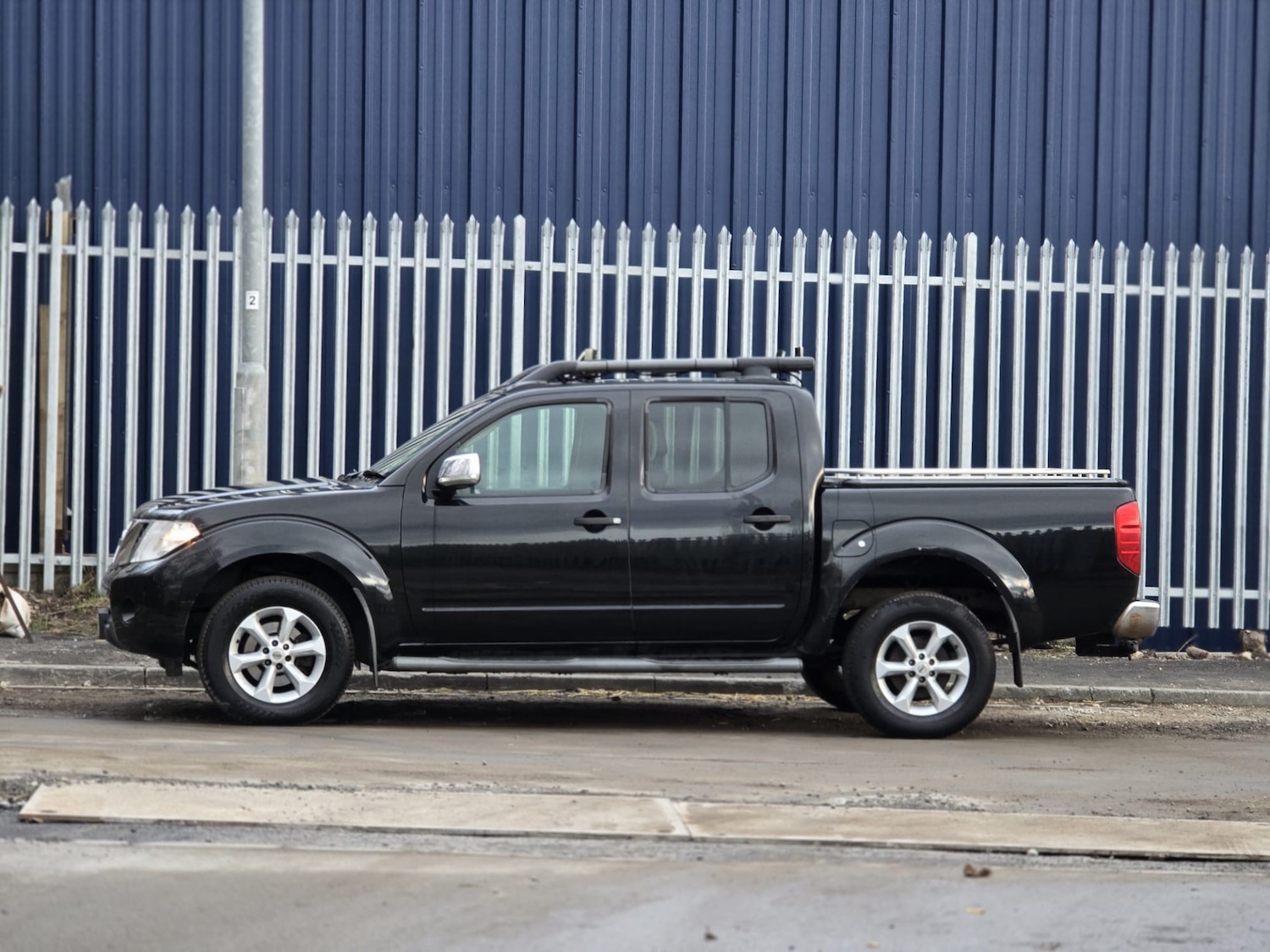 Used Nissan Navara 2011 for sale - 77124341: Photo 8