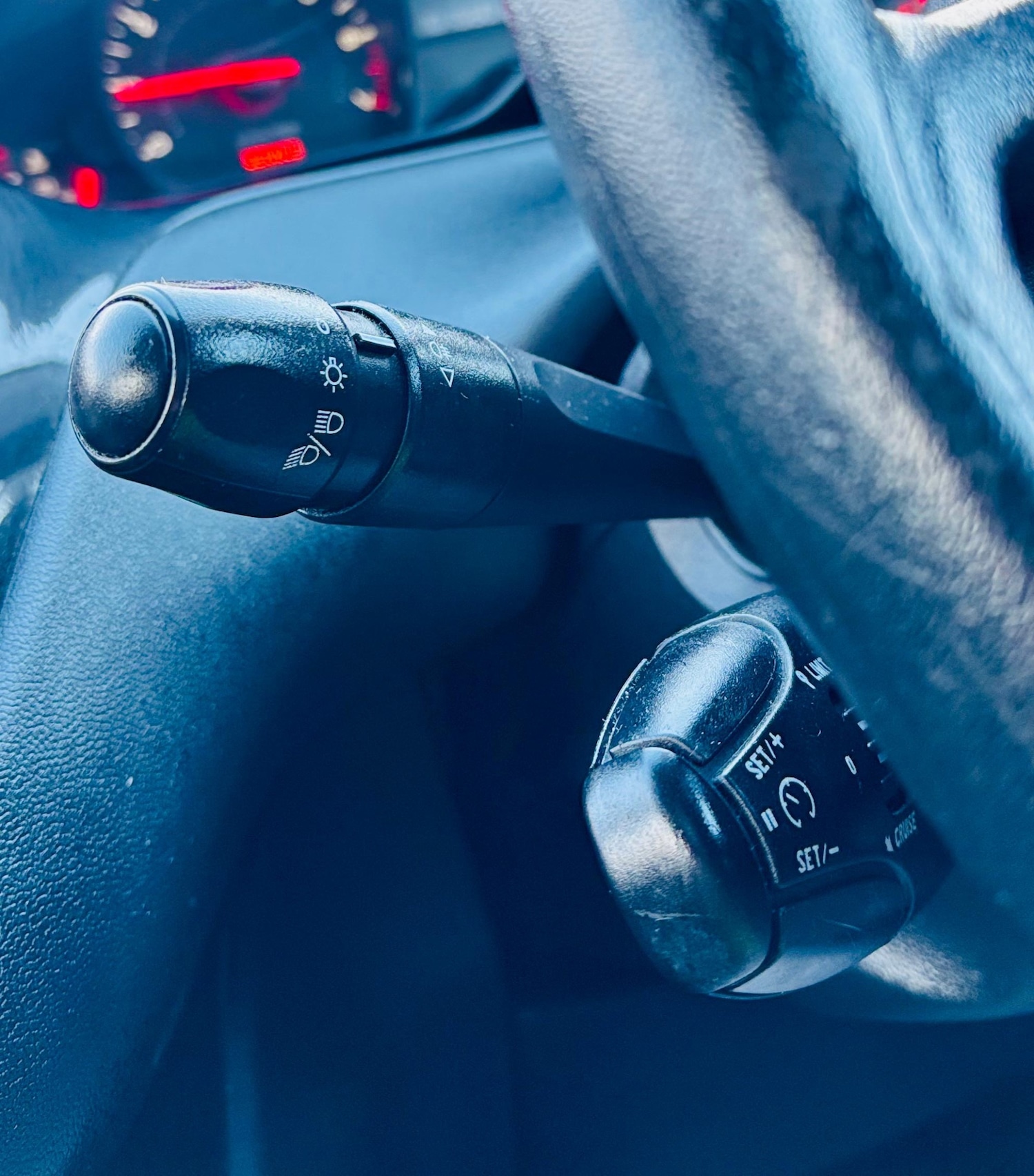 Used Peugeot 208 2014 for sale - 77125029: Photo 20