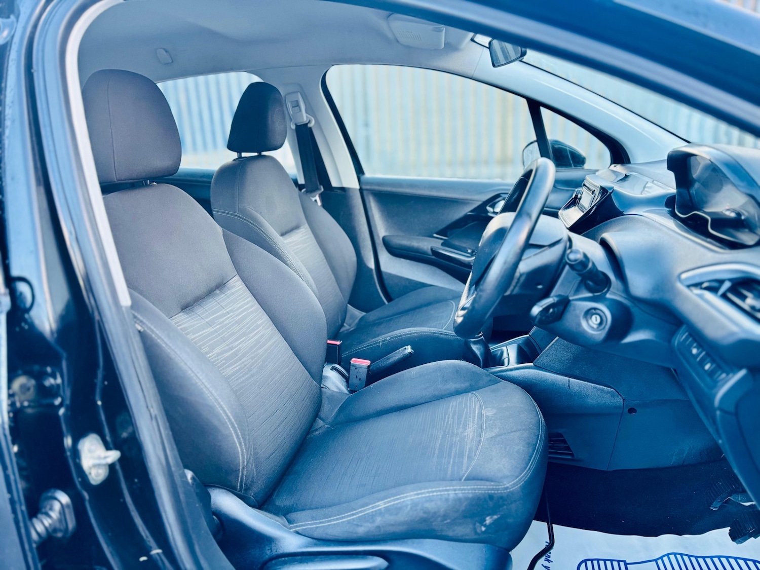 Used Peugeot 208 2014 for sale - 77125029: Photo 26