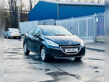 Used Peugeot 208 2014 for sale - 77125029: Photo