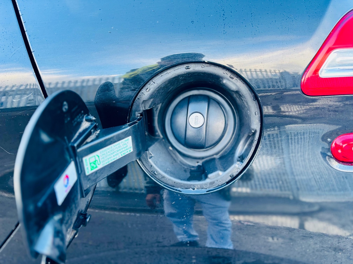 Used Peugeot 208 2014 for sale - 77125029: Photo 31