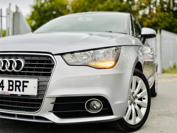 Used Audi A1 2014 for sale - 76200519: Photo 2