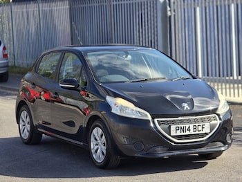 Used Peugeot 208 2014 for sale - 78909406: Photo