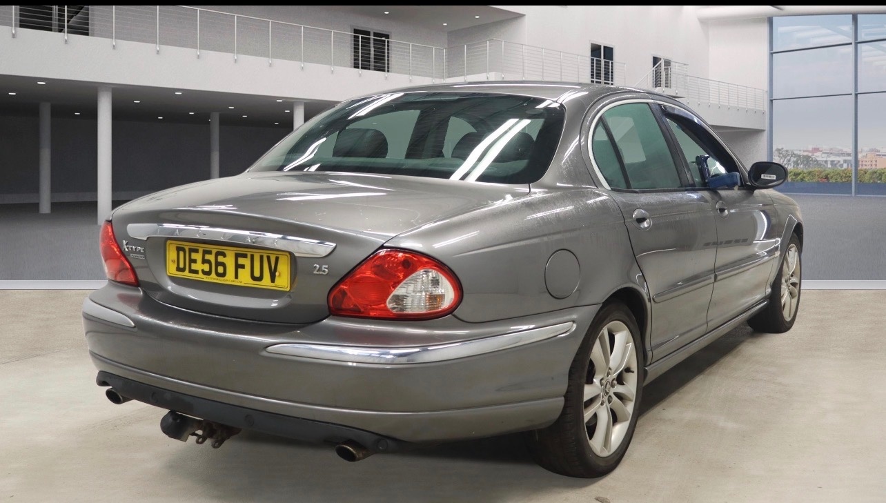 Used Jaguar X-Type 2006 for sale - 77995208: Photo 4