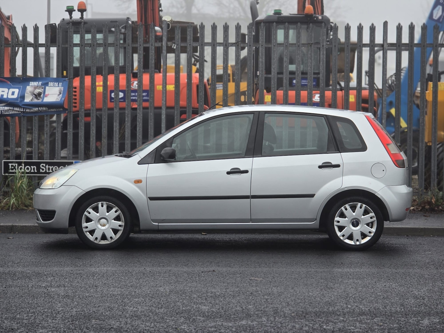 Used Ford Fiesta 2006 for sale - 77506072: Photo 32