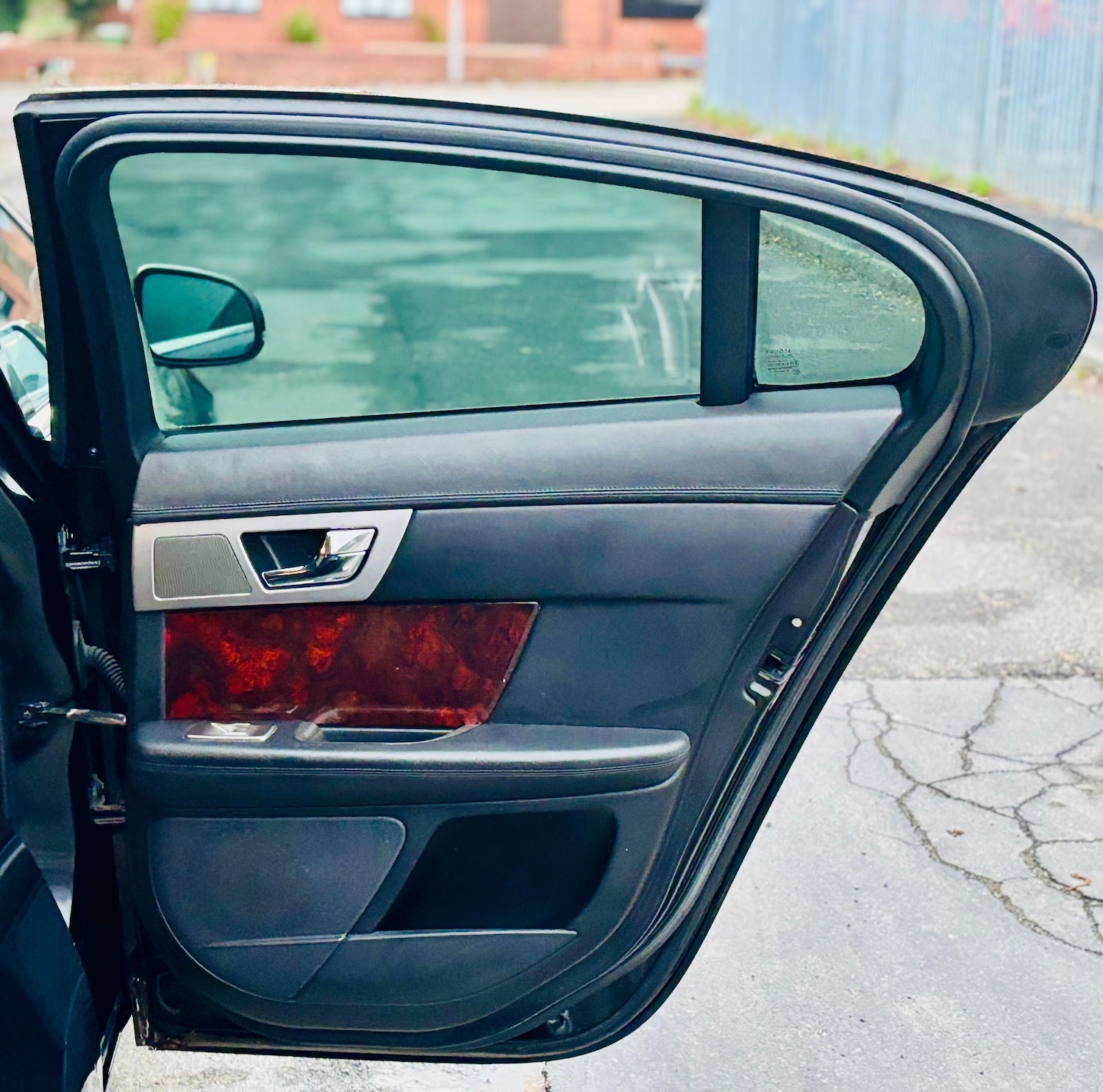 Used Jaguar XF 2010 for sale - 76613537: Photo 18