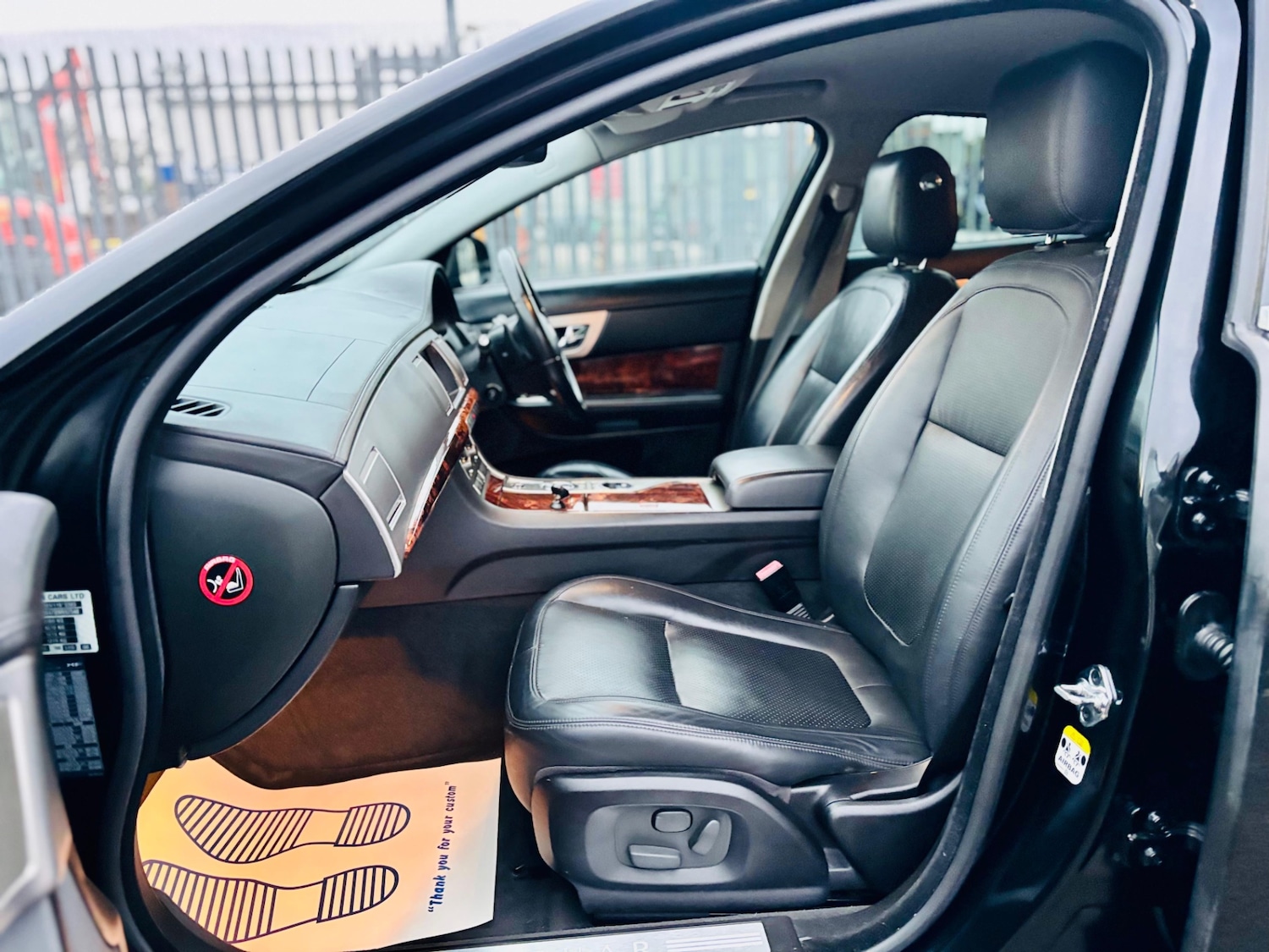 Used Jaguar XF 2010 for sale - 76613537: Photo 26