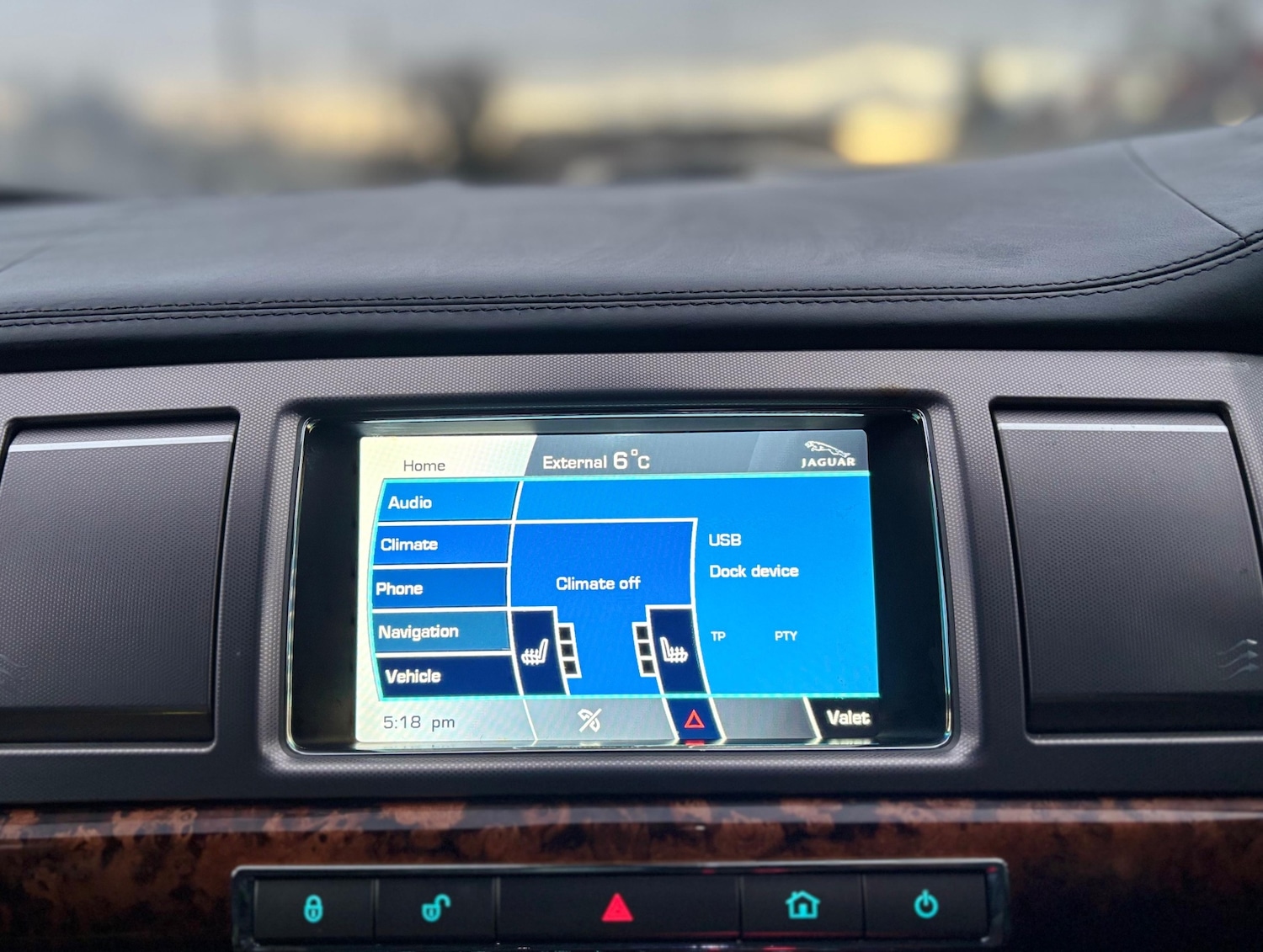 Used Jaguar XF 2010 for sale - 76613537: Photo 46