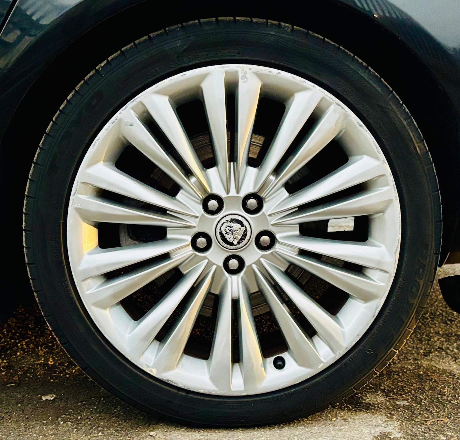 Used Jaguar XF 2010 for sale - 76613537: Photo 52